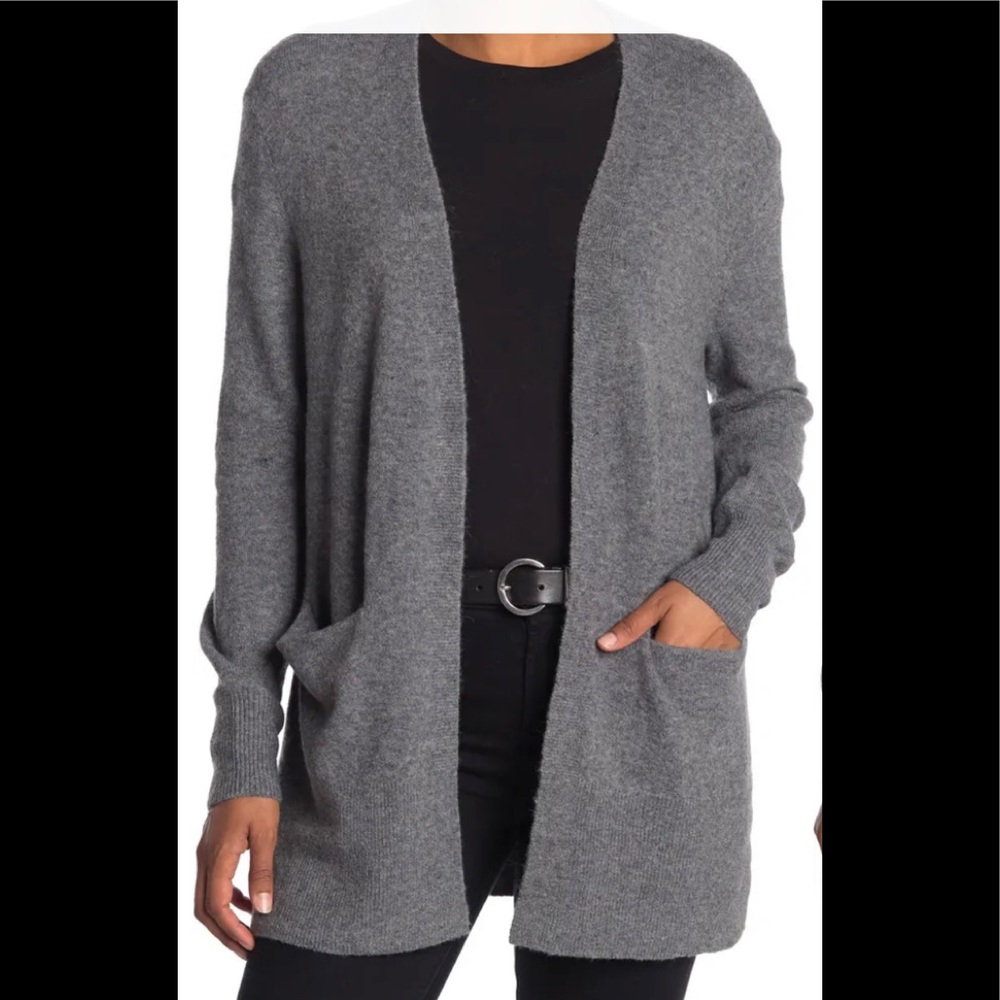 Madewell classic cardigan with two pockets in the front size S oversized piece